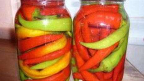 острый перец, маринованный на зиму