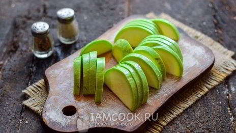 острые маринованные кабачки