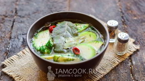 острые маринованные кабачки