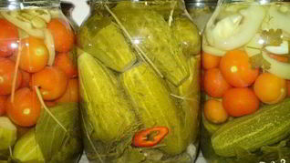 Острые маринованные огурчики на зиму