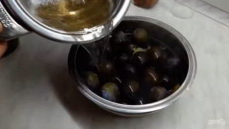 сливы маринованные
