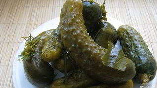 Острые огурчики на зиму