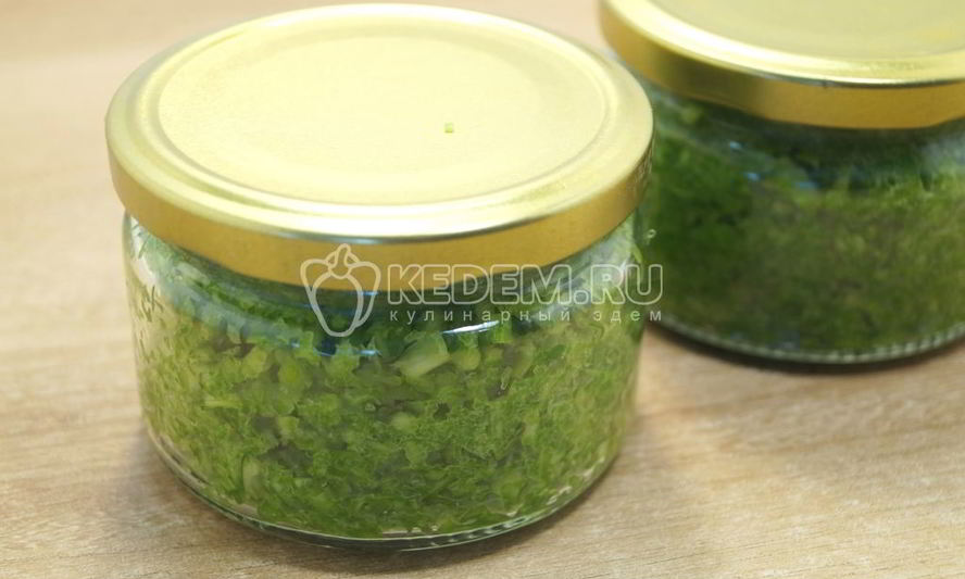 Рецепт пасты из чесночных стрелок на зиму