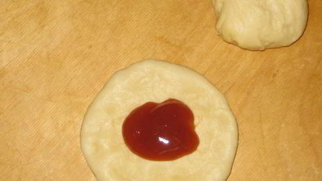 булочки с повидлом