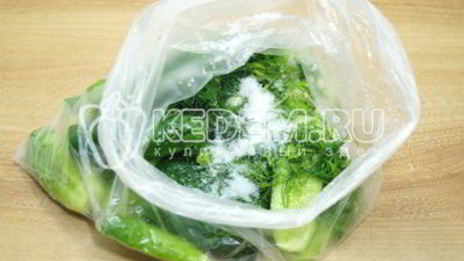 быстрые малосольные огурцы