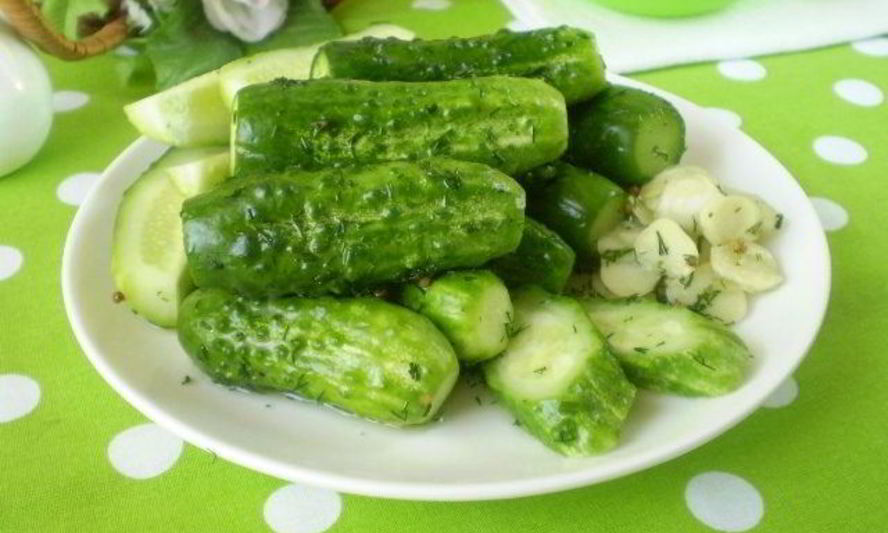 Рецепт малосольных огурчиков