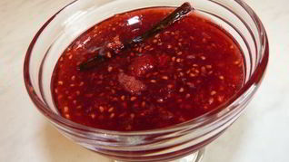 Малиновое варенье с ванилью