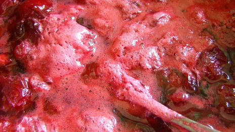 простое варенье из вишни с косточкой