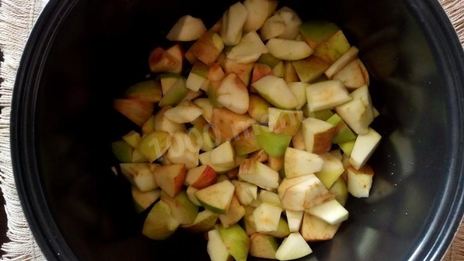 простое яблочное варенье в мультиварке на зиму