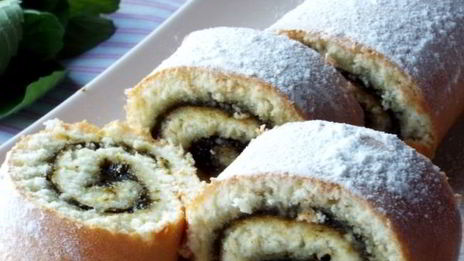 рулет с вареньем