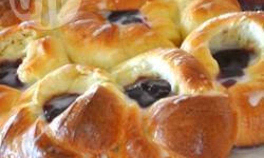 Рецепт сладких булочек с вареньем