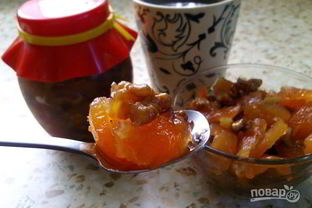 Варенье из айвы и грецких орехов