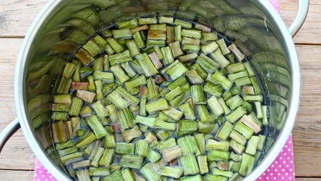 варенье из ревеня с корицей