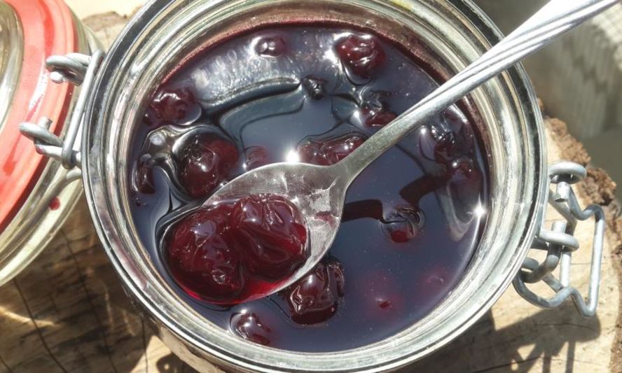 Рецепт вишневого варенья на базиликовом сиропе