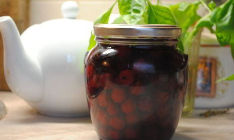 Рецепт вишневого варенья с косточками