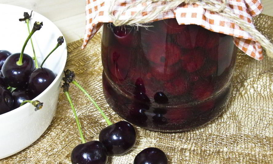 Рецепт вишни в собственном соку на зиму