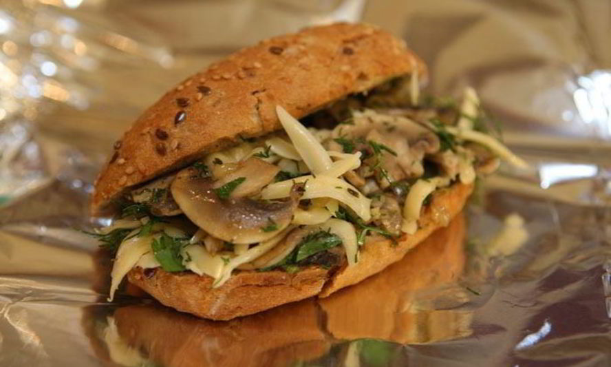 Рецепт бутерброда-ссобойки с грибами и сыром