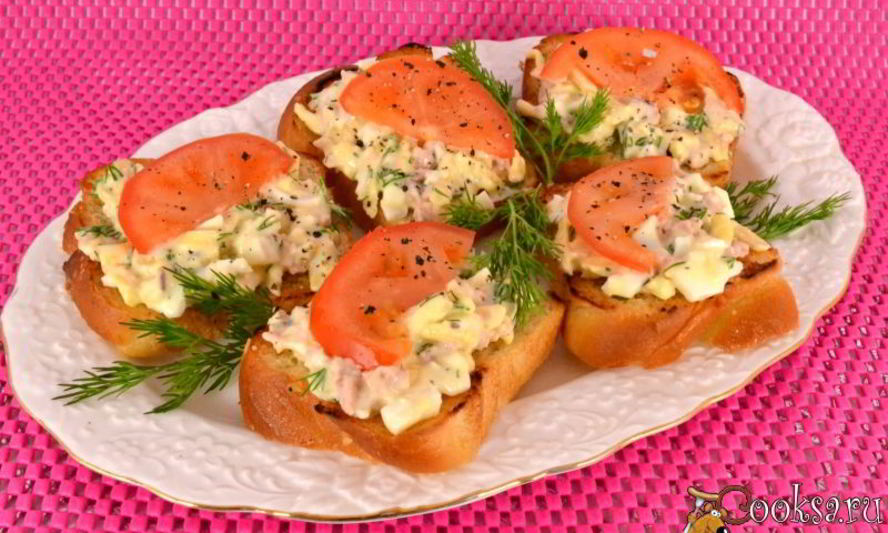 Рецепт бутербродов с печенью трески и сыром