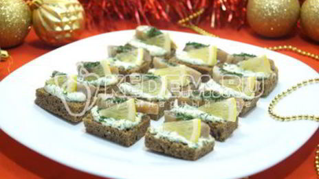 бутерброды с селедкой