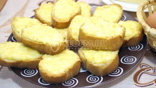 Бутерброды с сыром в духовке