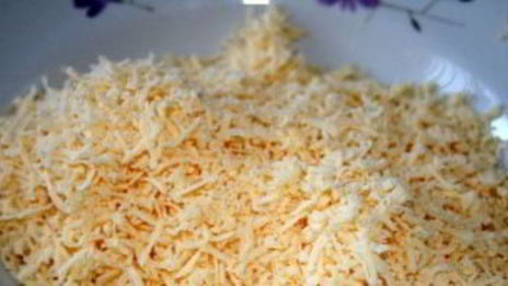 бутерброды со шпротами и сыром