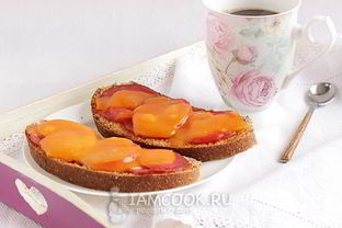 Горячие бутерброды с колбасой