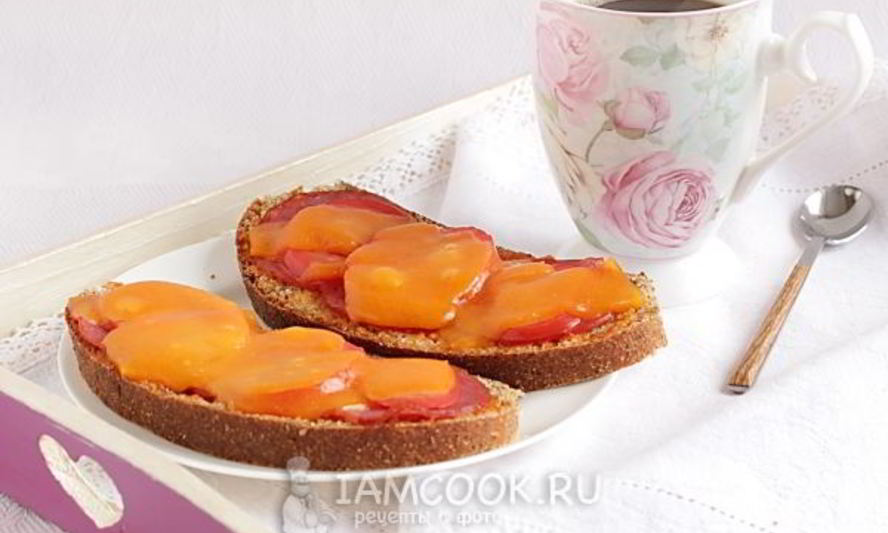 Рецепт горячих бутербродов с колбасой