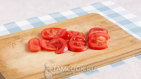 горячие бутерброды с колбасой