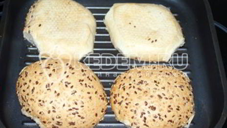 чизбургер с беконом