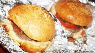 Домашние чизбургеры