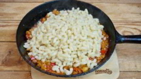 макароны чизбургер