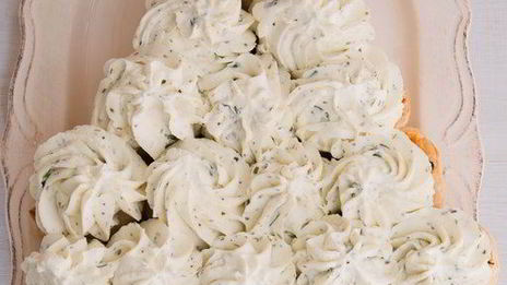 елочка закуска из слоеного теста со сливочным сыром