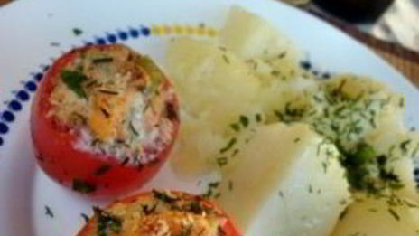 фаршированные помидоры рыбой