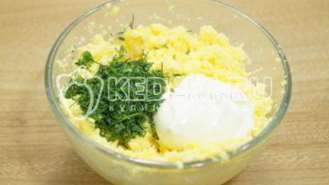 яйца фаршированные красной икрой