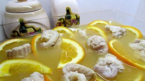 филе камбалы в апельсиновом желе