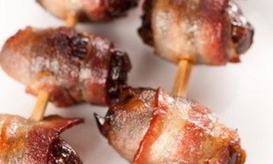 Рецепт фиников в беконе, фаршированные сыром стилтон