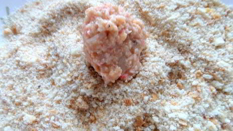 крабовые крокеты с кускусом и овощами