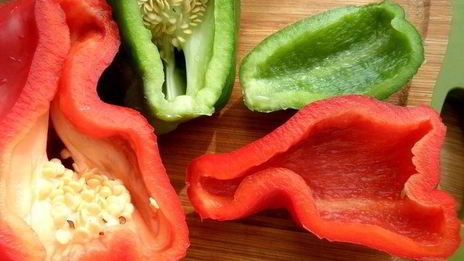 крабовые крокеты с кускусом и овощами