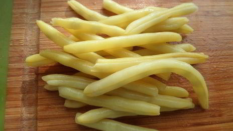 крабовые крокеты с кускусом и овощами