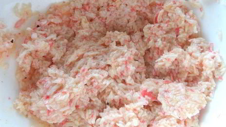 крабовые крокеты с кускусом и овощами