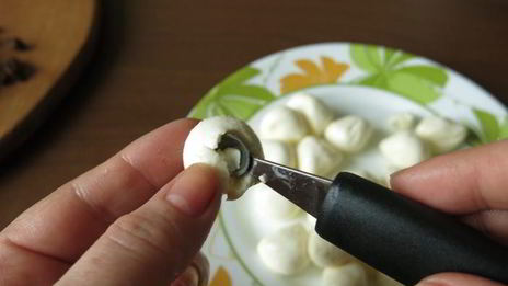 мини-моцарелла фаршированная