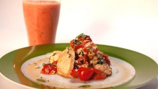 Белковый омлет с цыпленком и базиликом