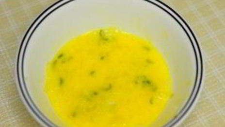 омлет с хлебом и сыром