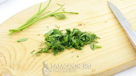 омлет с колбасой и сыром