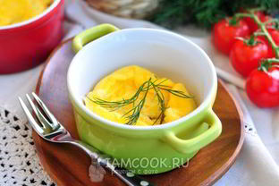 Омлет с молоком в микроволновке