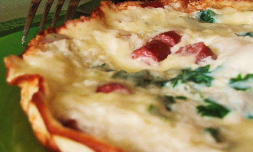 Рецепт омлета с охотничьими колбасками