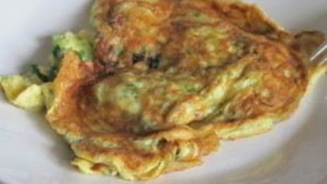 омлет с петрушкой и зеленым луком