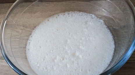 омлет с зеленым горошком