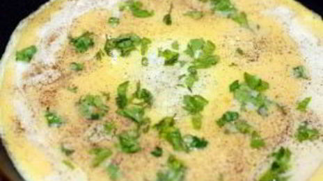 омлет с зеленью и помидорами