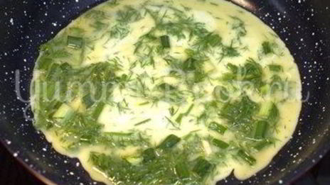 омлет с зеленью